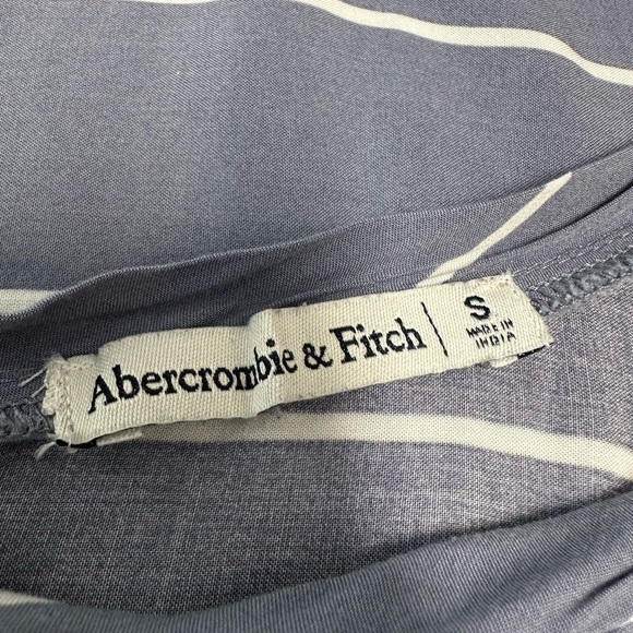 Abercrombie & Fitch Button Back Viscose Striped Cap Sleeve Top Sz S - Picture 10 of 12